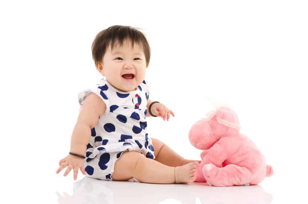 Baby Development: Your Baby’s 6th Month of Life