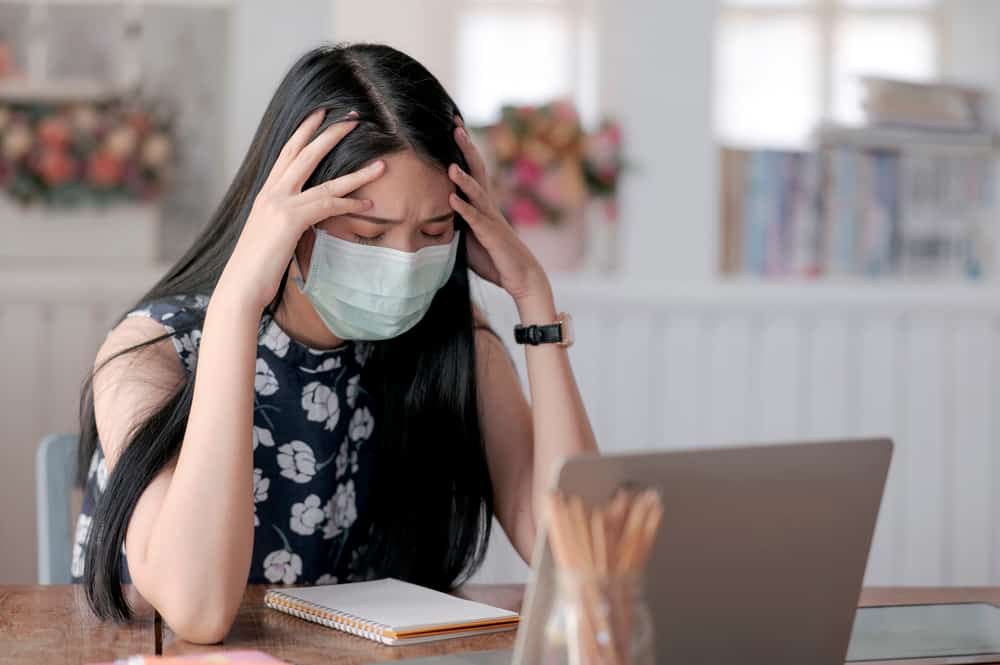 What Does a Tension Headache Feel Like?