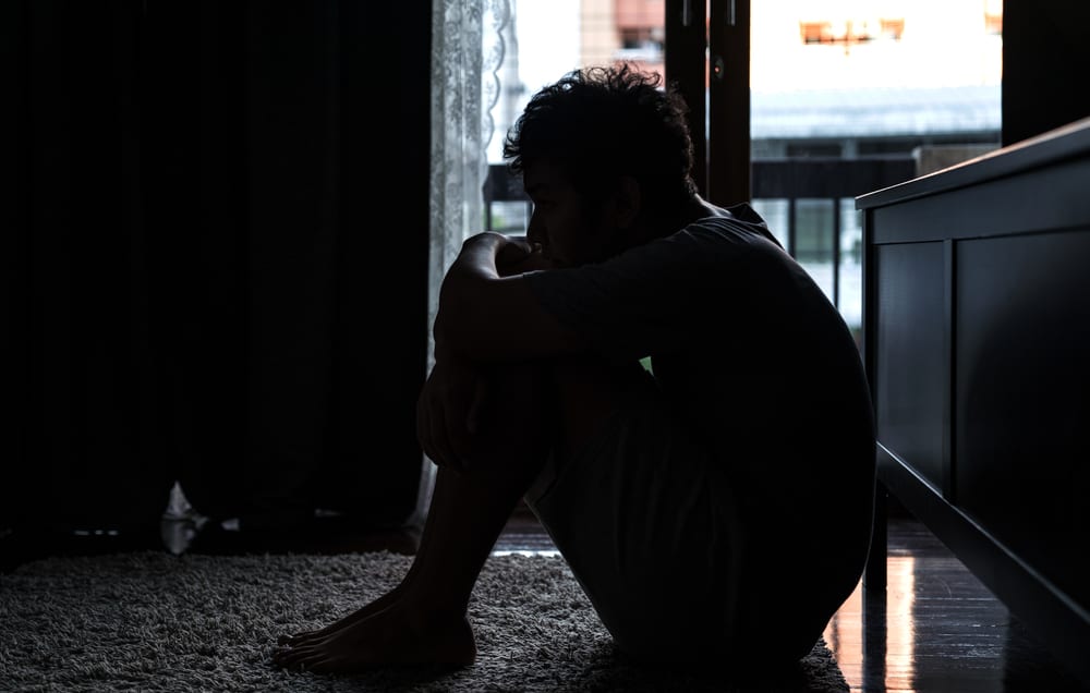 Seasonal Affective Disorder, Symptoms, Risk Factors, and Treatment