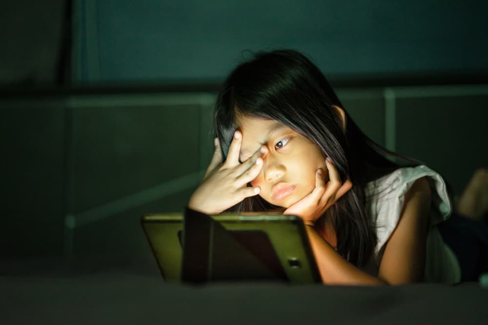 How Too Much Screen Time Affects Kids' Eyes
