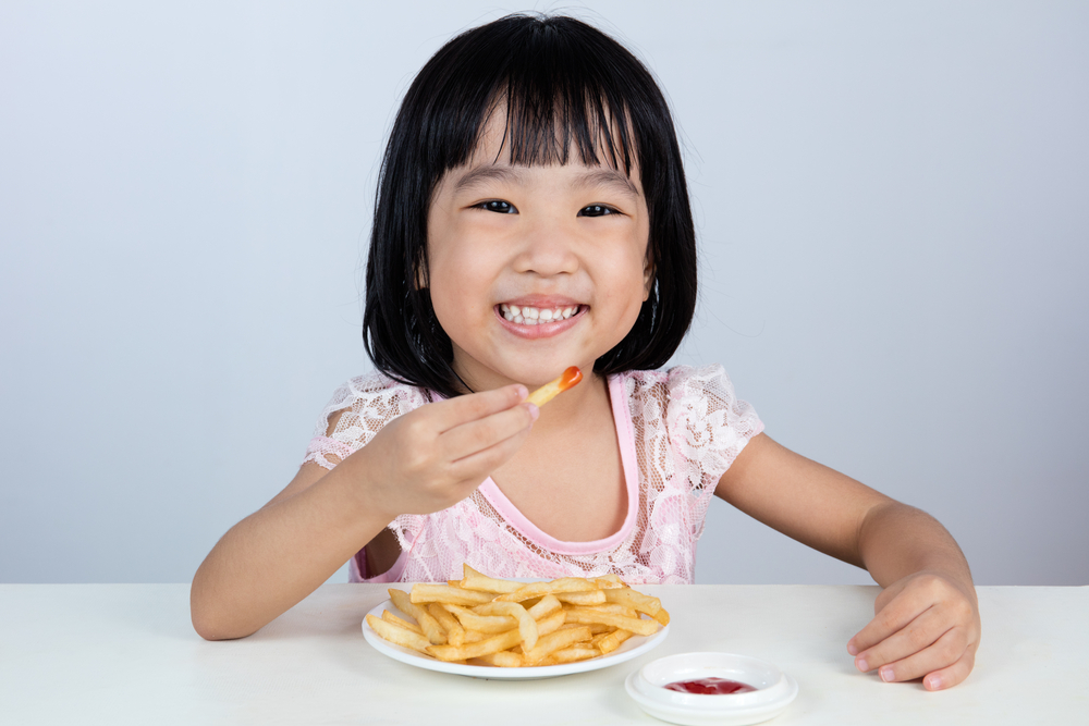 5 Foods To Avoid Giving Your Child