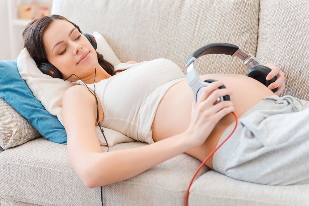 Serenade Your Baby in the Womb: Music During Pregnancy