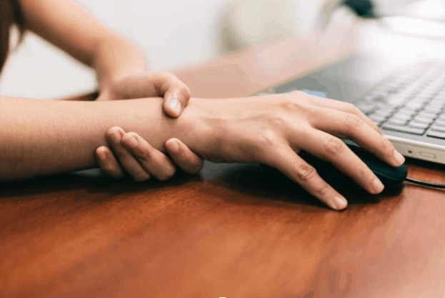 Ways to Ease Carpal Tunnel Syndrome Pain