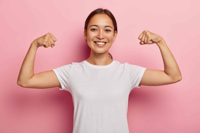 15 Trainers Offering Online Fitness Coaching
