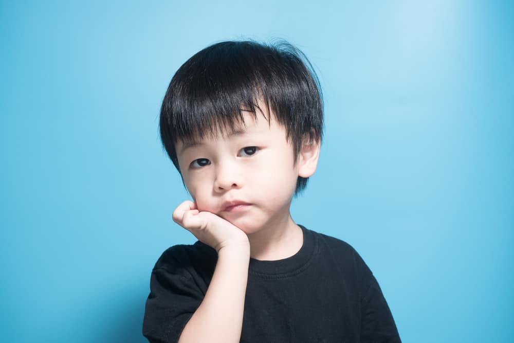 Don’t Force Hug Your Kids! Here's What You Can Do Instead