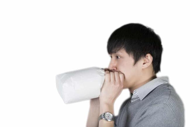 Sintomas ng Hyperventilation: Ano-ano ang mga Sintomas Nito?