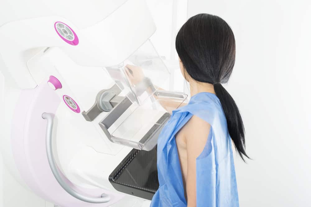 7 Frequently Asked Questions About the Mammogram Procedure, Answered