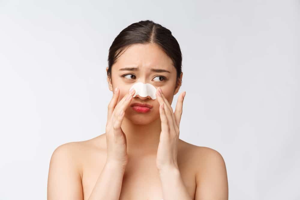 Annoyed and Tired of Blackheads? Here’s How To Remove Them