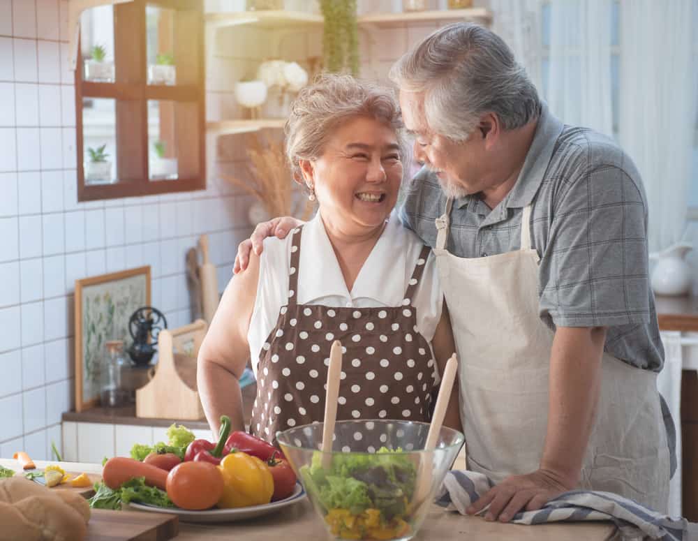 What's the Best Diet for Hypertensive Seniors?