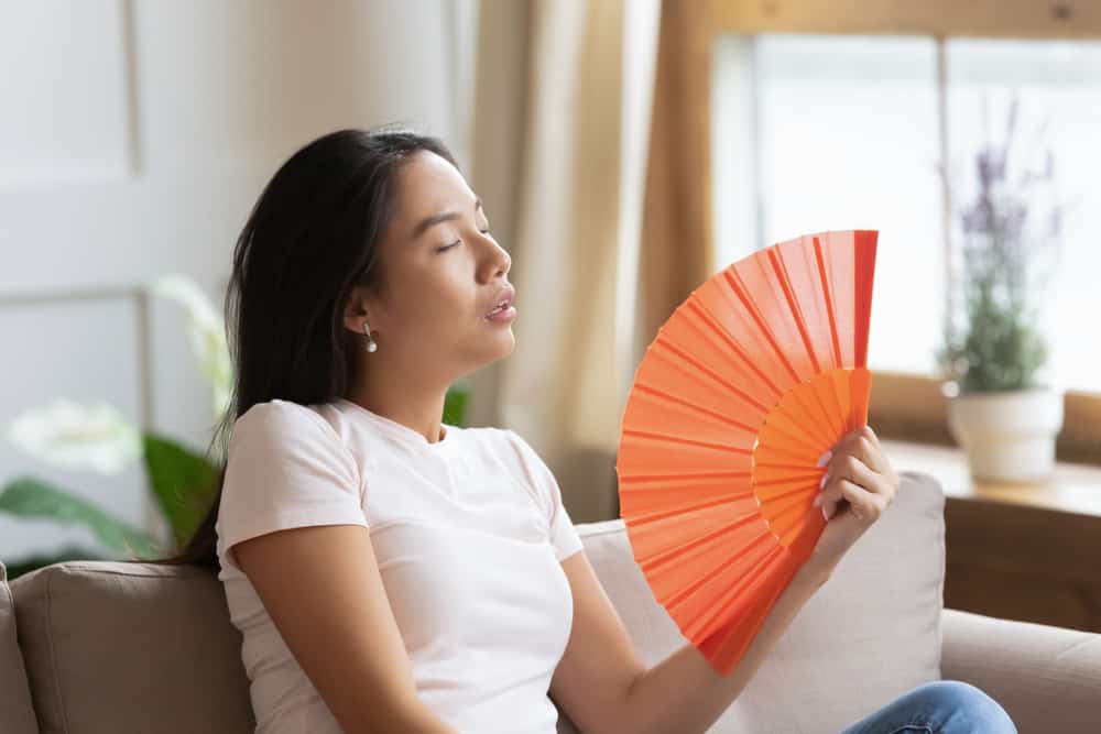 Hot Flashes: What Are They Like? Are You Starting To Feel Them?