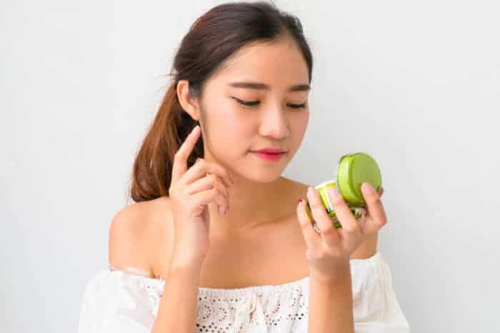 Pimple Care Tips: How Do You Deal With Skin Breakouts?