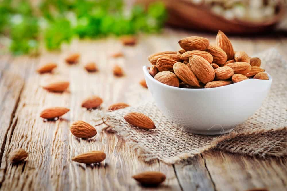 Feeling Peckish? Try Some Almonds and Get to Know Its Benefits