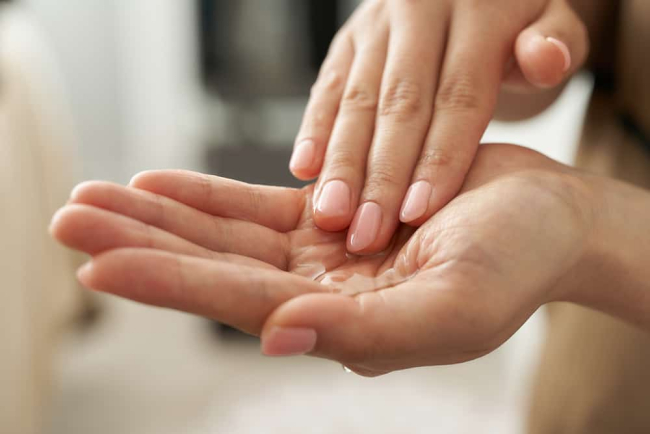 The Many Uses of White Flower Oil
