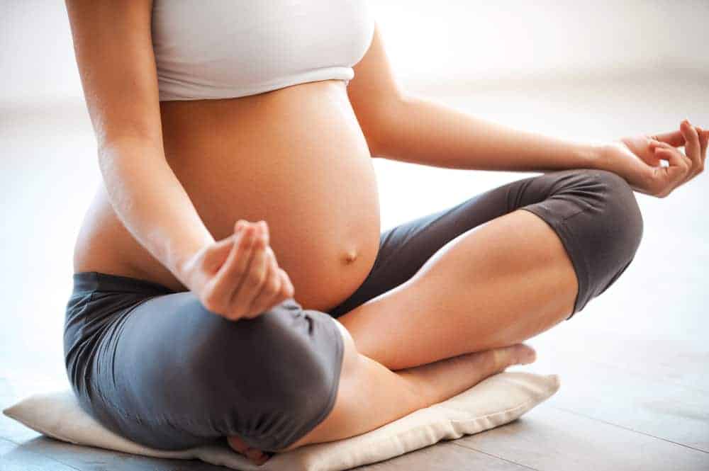 Prenatal Yoga: Ano ang Mga Epekto Nito sa Iyong Kalusugan?