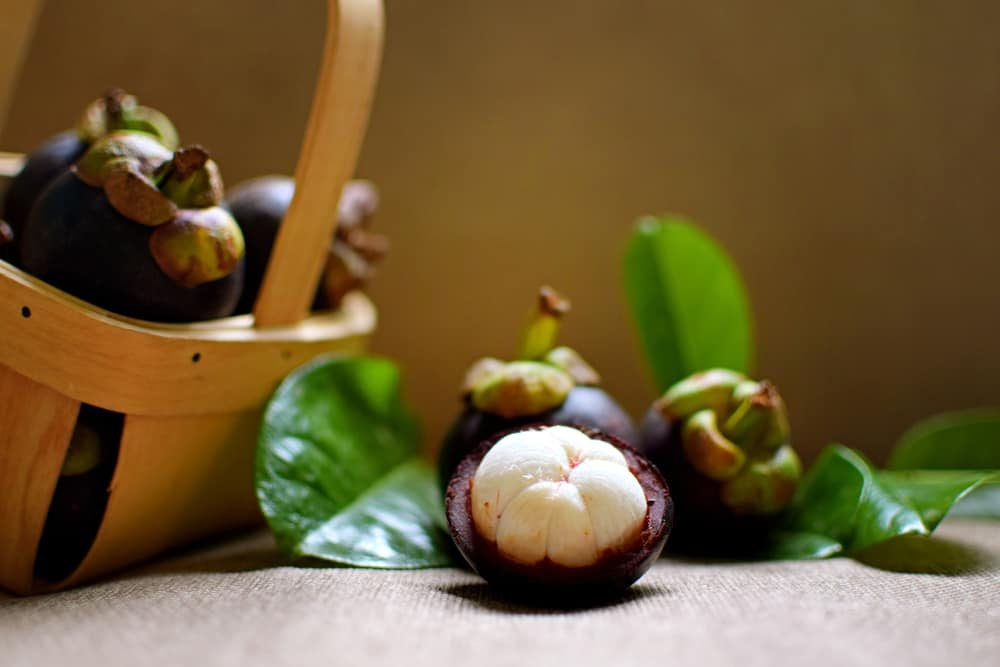 Benepisyo Ng Mangosteen: Heto Ang Dapat Mong Malaman
