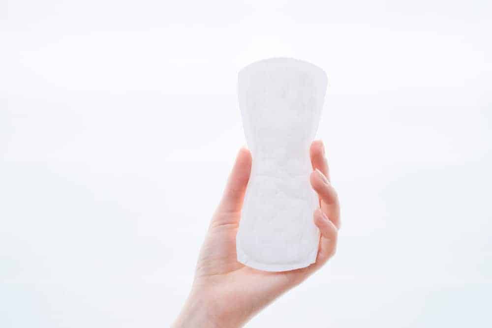 Discharge Pagkatapos Manganak: Dapat Bang Mag-alala Ang Mga Ina?