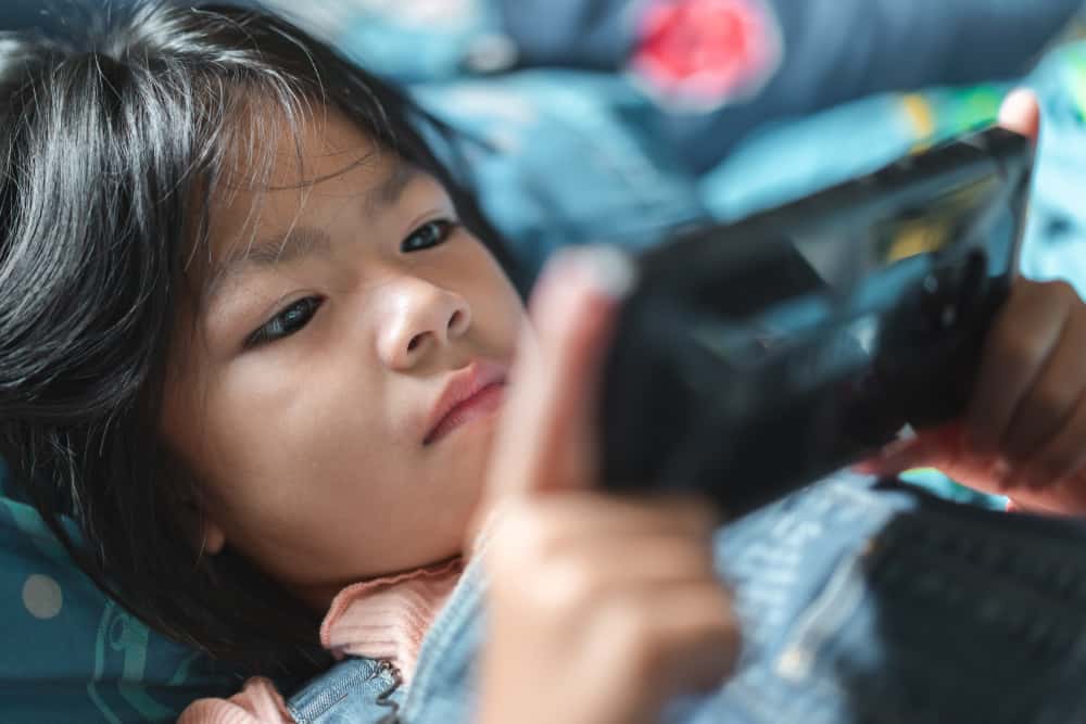 Screen Time Para sa Bata: Gaano ba Dapat Karami ang Screen Time Nila?