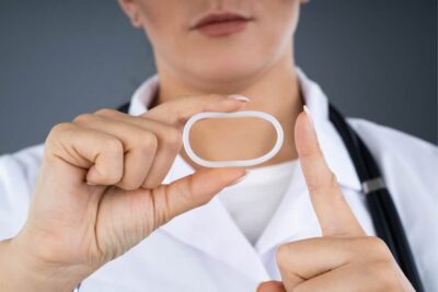 Paano Ginagamit ang Vaginal Ring, at Effective ba Itong Contraceptive?
