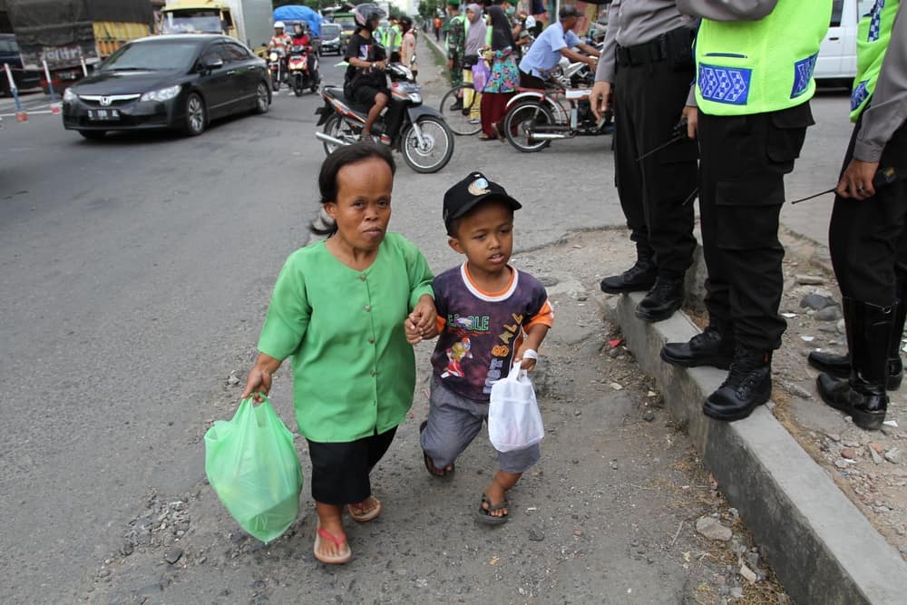 Sanhi Ng Dwarfism At Pagiging Maliit Na Tao? Alamin Dito