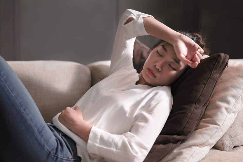 Pagtatae na may lagnat, dapat bang ipag-alala?