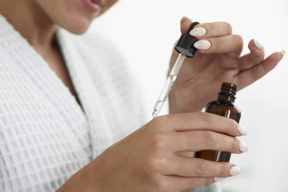 Ano ang Retinoids at Bakit Ito Sumisikat?