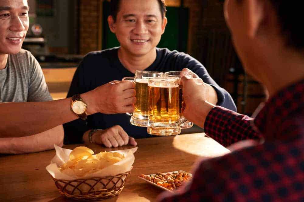 Totoo bang may Allergic sa Beer? Paano Ito Nagagamot?