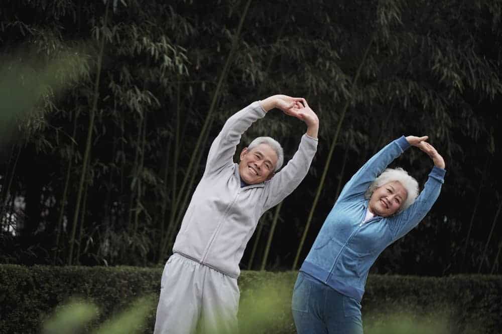 Exercise ng Senior Citizen at Iba Pang Matatanda: Tips upang Maiwasan ang Injury